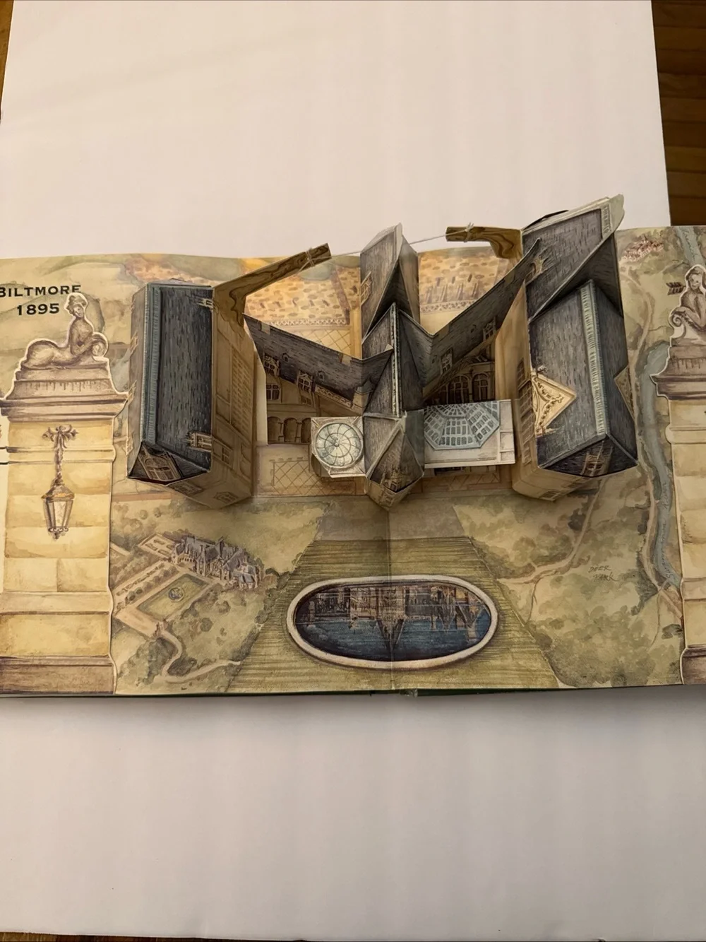 Great American Houses and Gardens Pop-Up Book - Blue/Gold Cover
